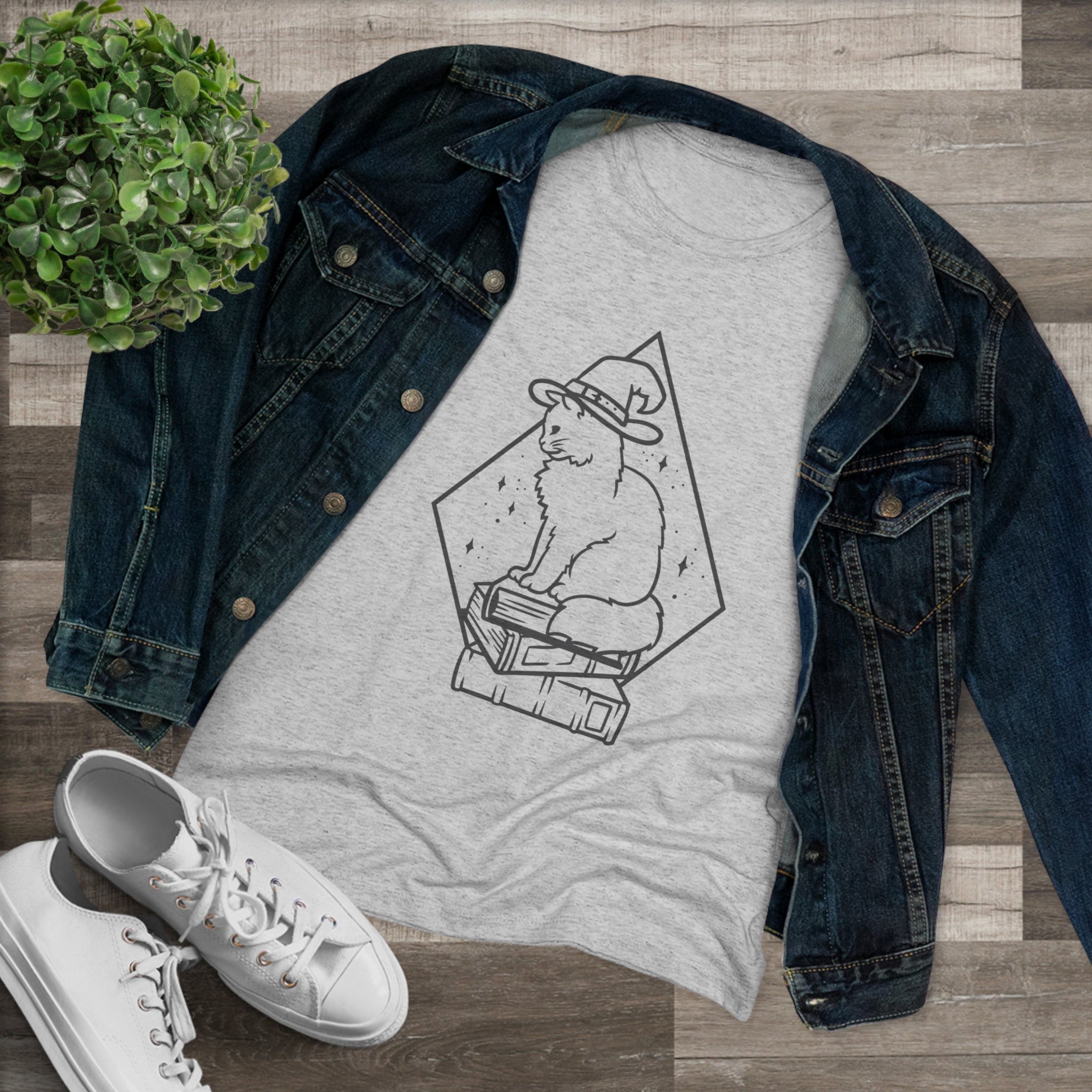 Witchy Kitty Women's Triblend Tee