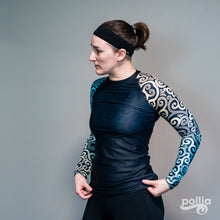 Load image into Gallery viewer, Ocean Spray Swirl Women&#39;s Rash Guard